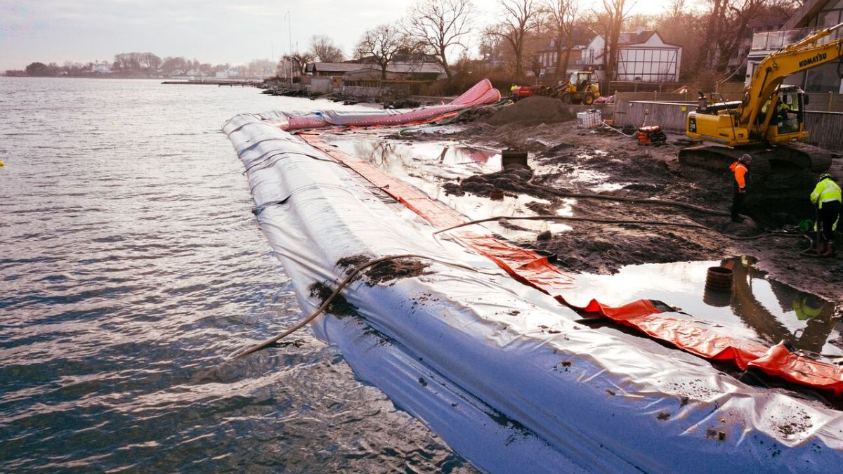 How an Inflatable Cofferdam Simplifies Excavation - NoFloods